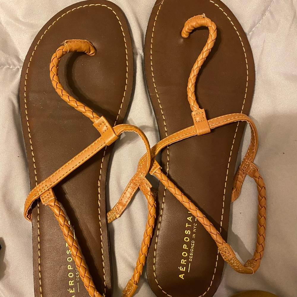 New Aeropostale sandals